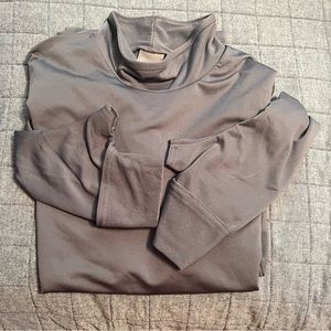 Nike Men’s Gray Drifit Pullover. Size L